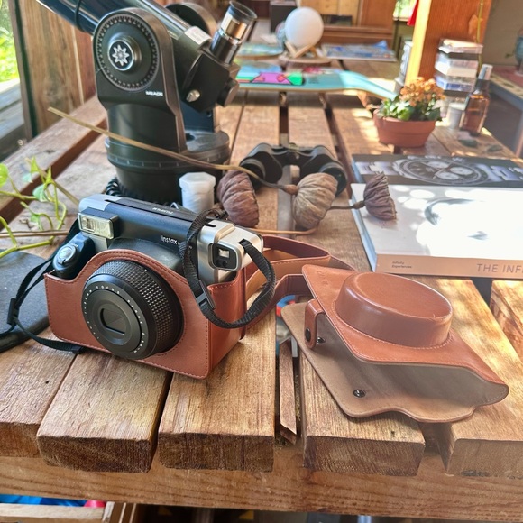 PU Leather Carry Case for Fujifilm Instax Wide 300 Polaroid Camera - with straps - Picture 2 of 7